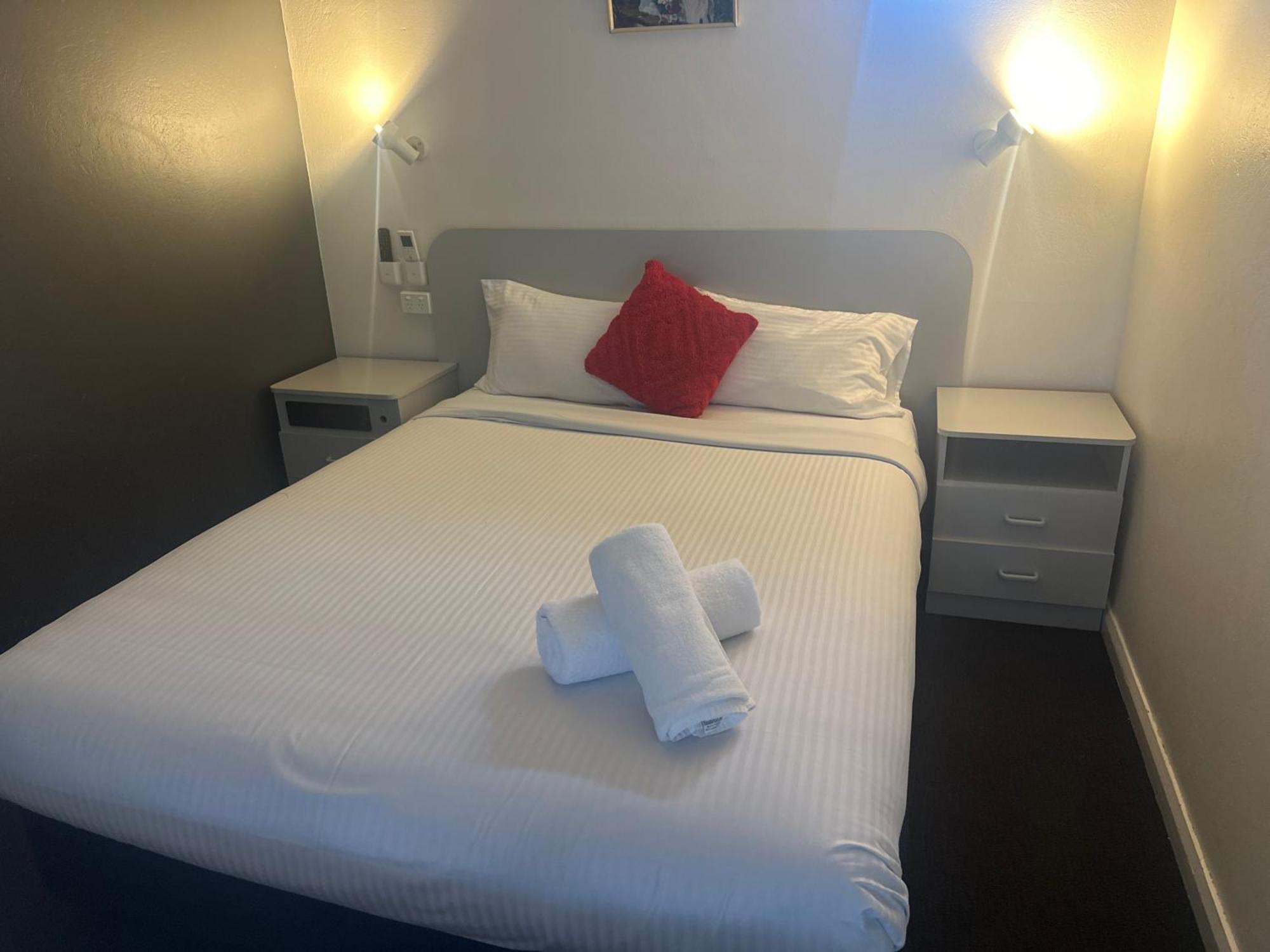 Memphis Motor Inn Parkes Luaran gambar