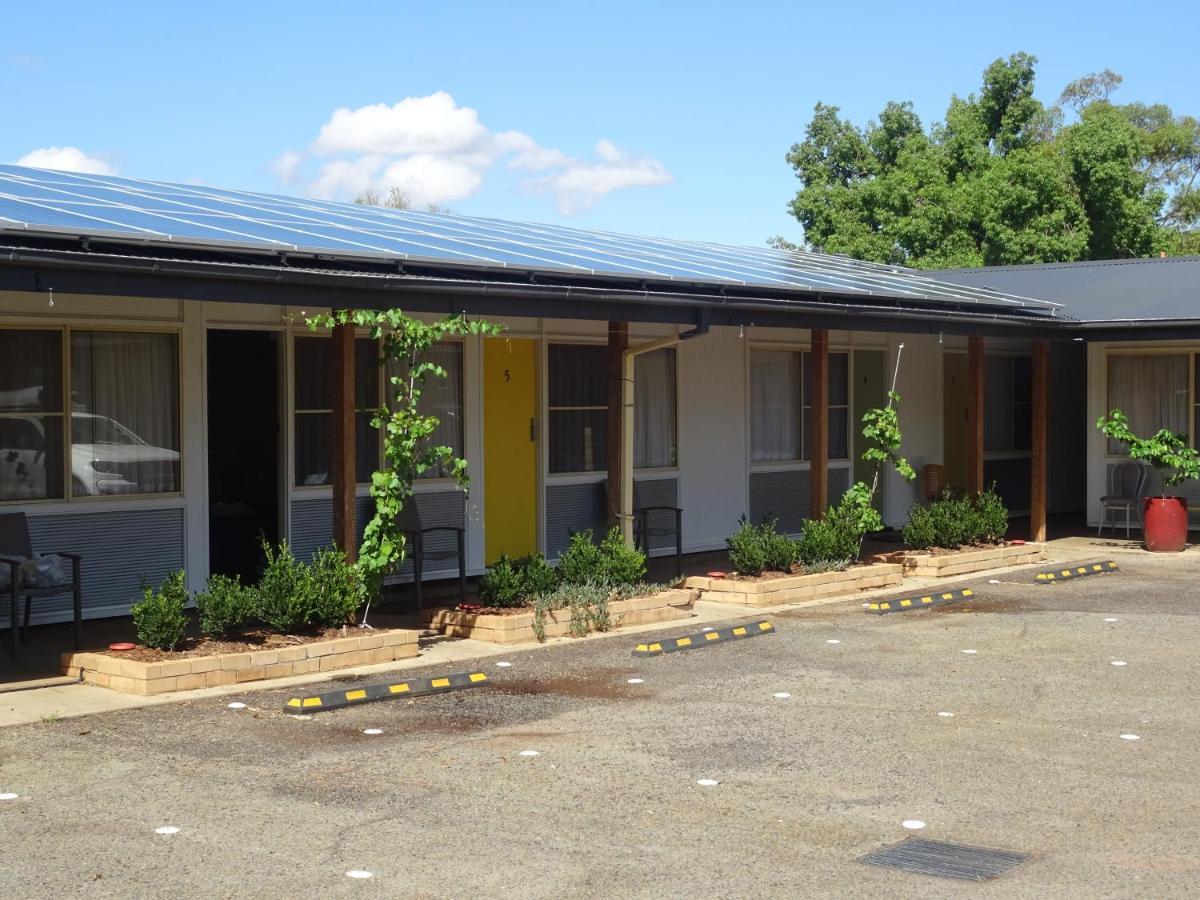 Memphis Motor Inn Parkes Luaran gambar